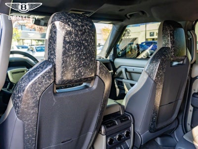 2025 Land Rover Defender URBAN OCTA Edition One