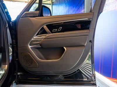 2025 Land Rover Range Rover Autobiography