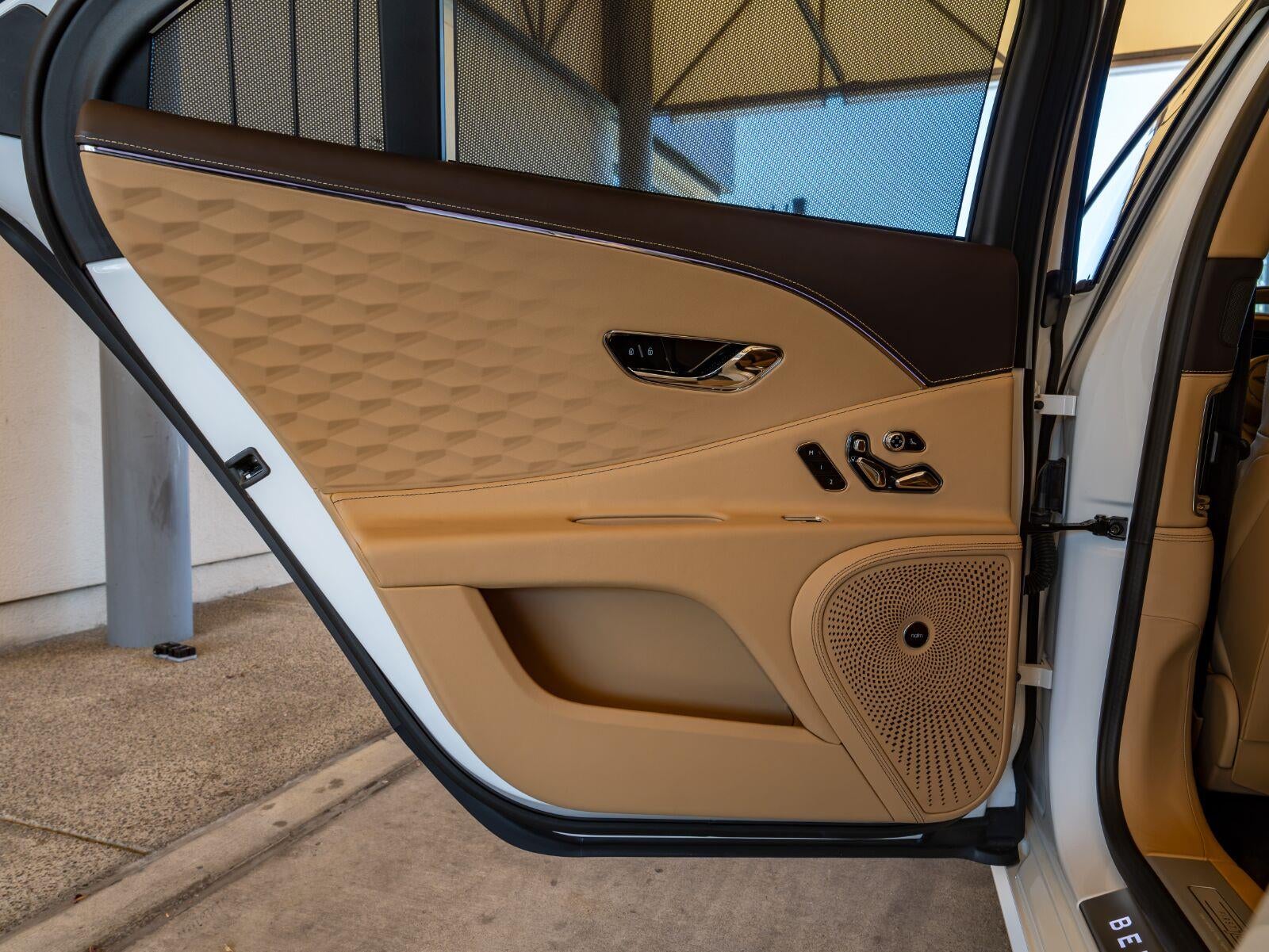 2025 Bentley Flying Spur Speed