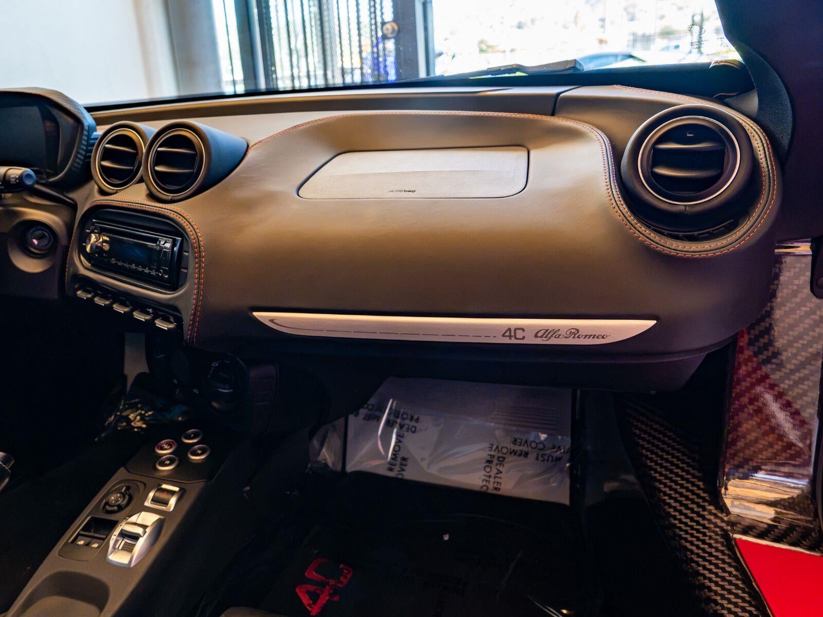 2015 Alfa Romeo 4C 2dr Cpe