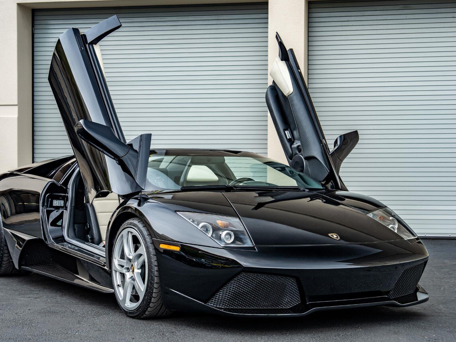 2008 Lamborghini Murcielago 2dr Roadster LP640
