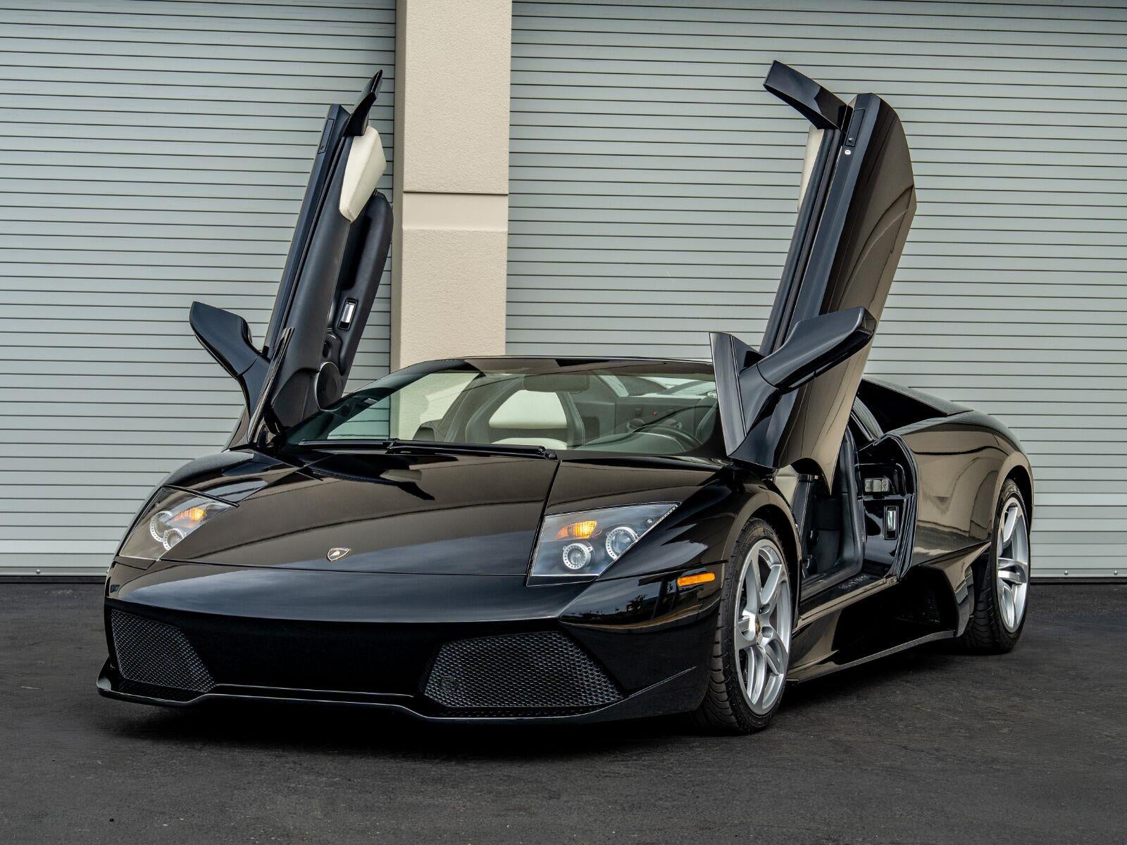 2008 Lamborghini Murcielago 2dr Roadster LP640