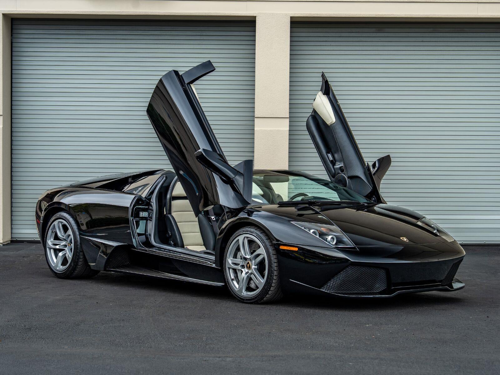 2008 Lamborghini Murcielago 2dr Roadster LP640