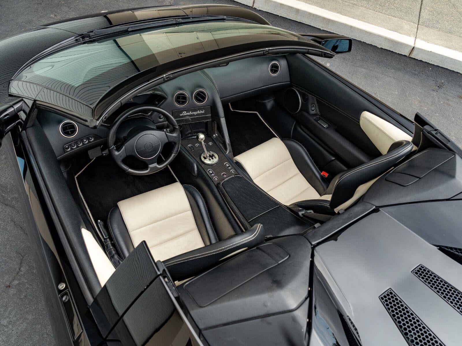 2008 Lamborghini Murcielago 2dr Roadster LP640