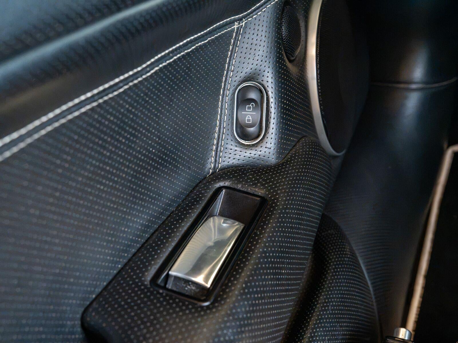 2008 Lamborghini Murcielago 2dr Roadster LP640