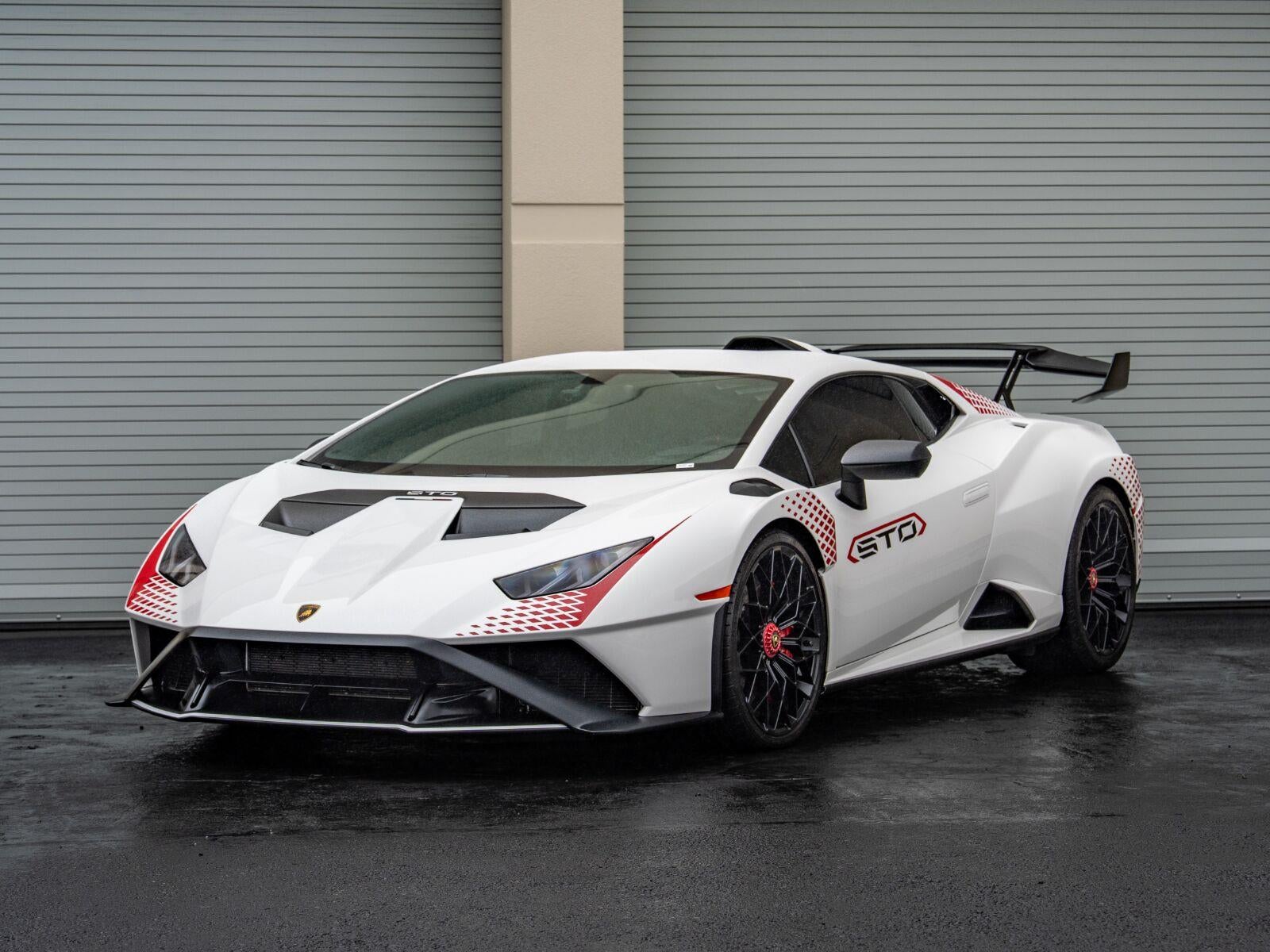 2022 Lamborghini Huracan Sto Coupe