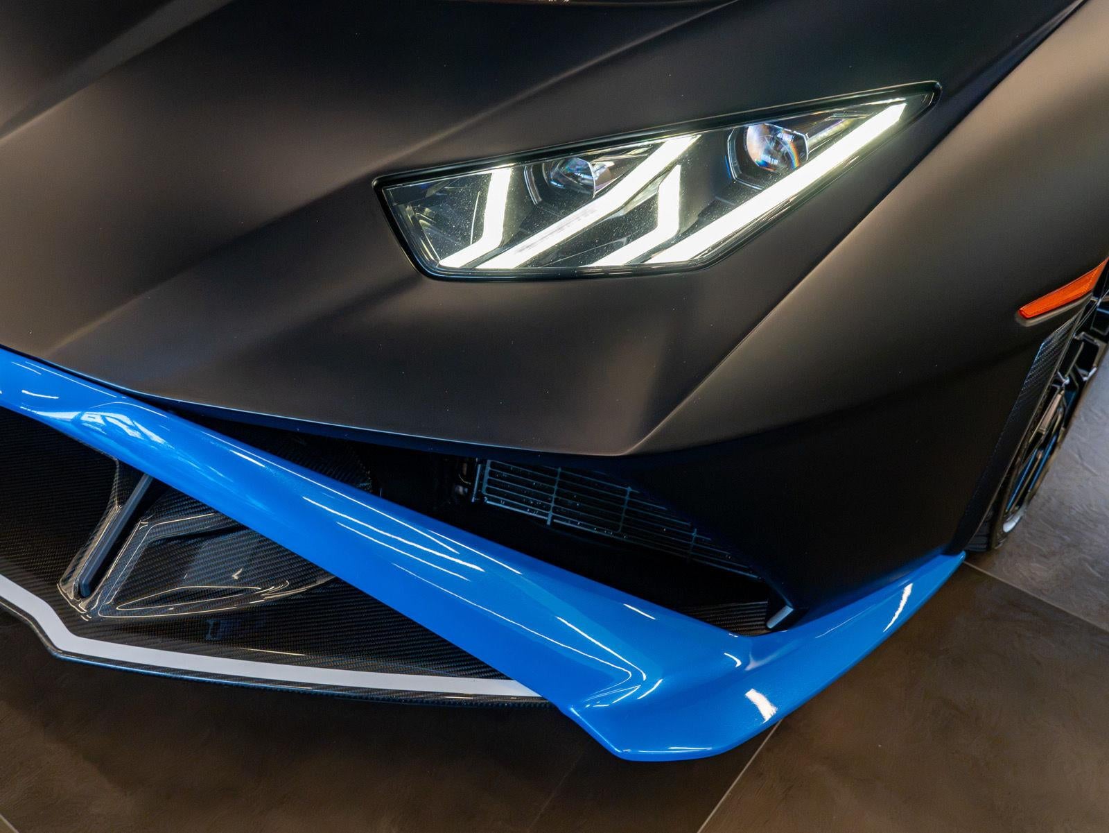 2024 Lamborghini Huracan STO Coupe