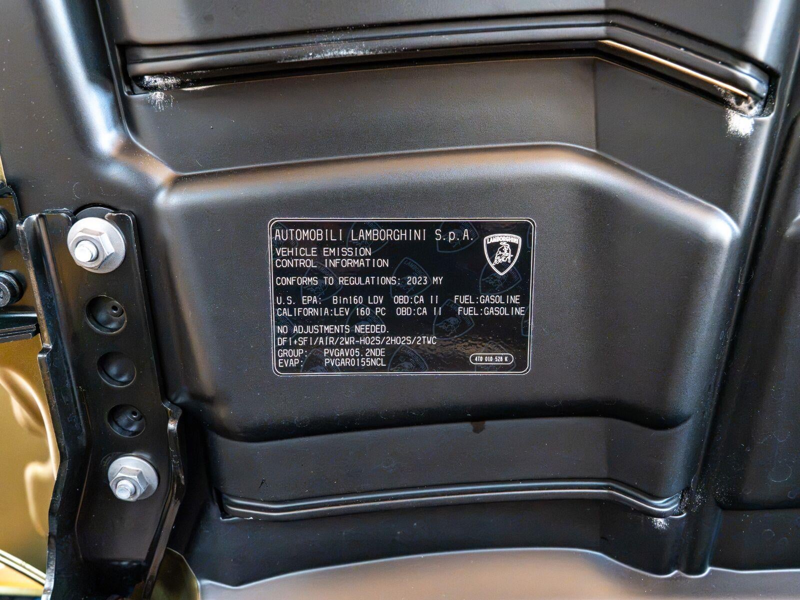 2023 Lamborghini Huracan Evo Spyder RWD