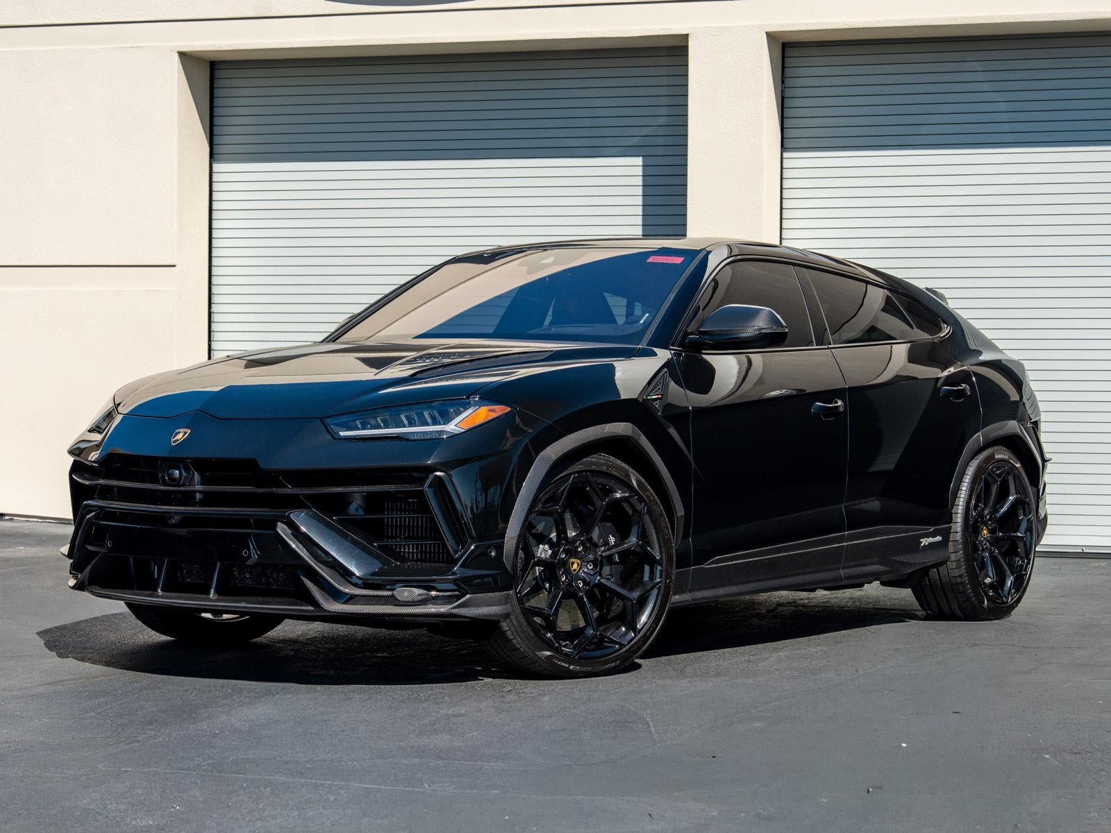2024 Lamborghini Urus Performante