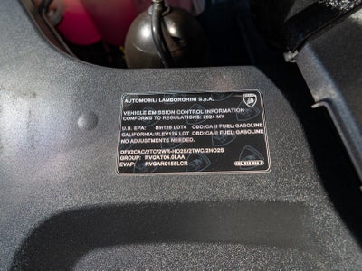 2024 Lamborghini Urus Performante