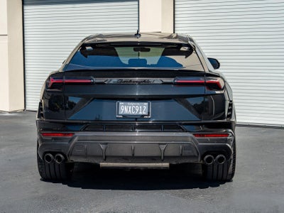 2024 Lamborghini Urus Performante
