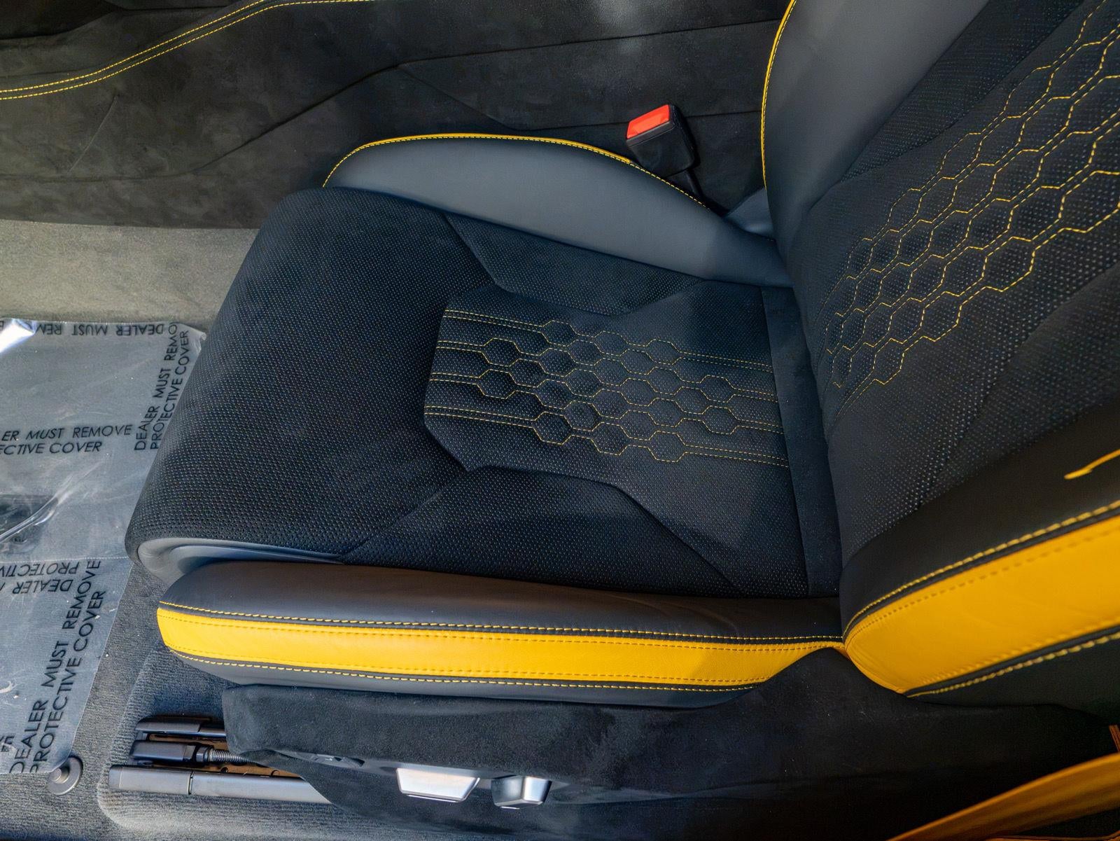 2024 Lamborghini Urus Performante