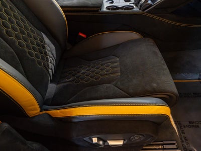 2024 Lamborghini Urus Performante