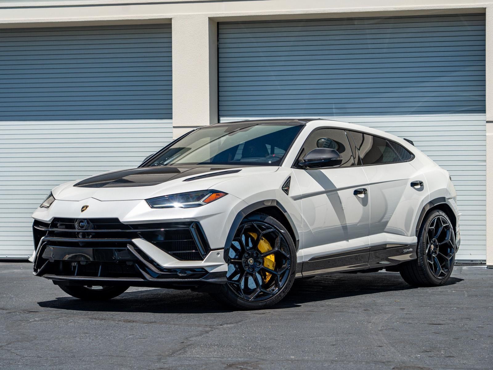 2024 Lamborghini Urus Performante