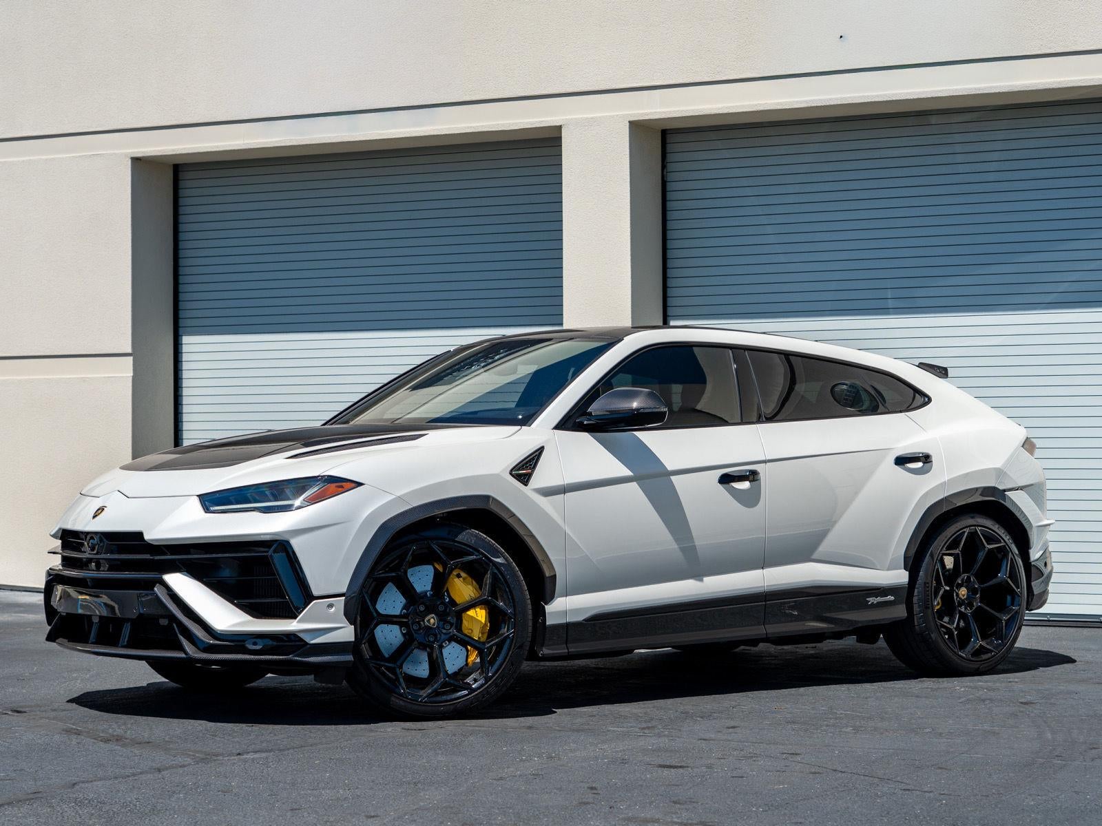 2024 Lamborghini Urus Performante