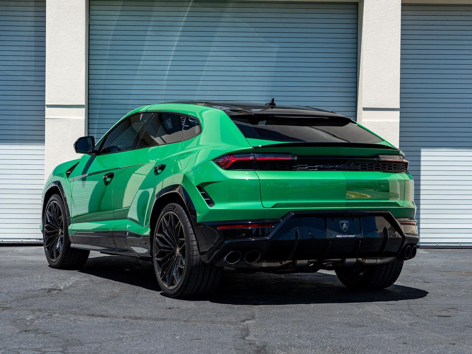 2025 Lamborghini Urus SE