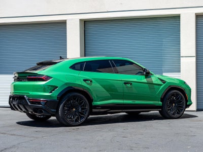 2025 Lamborghini Urus SE
